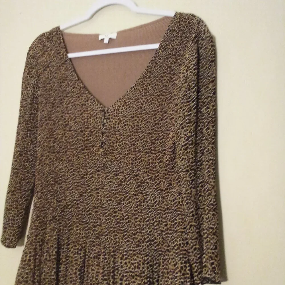CC Blouse S 3/4 Sleeve Soft Stretch Ribbed Asymmetrical Animal Print Brown Black